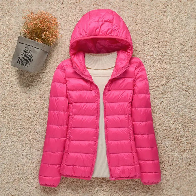 Doudoune légère et compacte à capuche pour femme