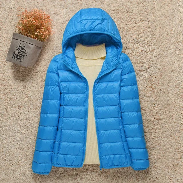 Doudoune légère et compacte à capuche pour femme