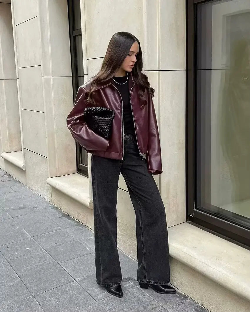 Veste courte zippée pour femme à effet cuir