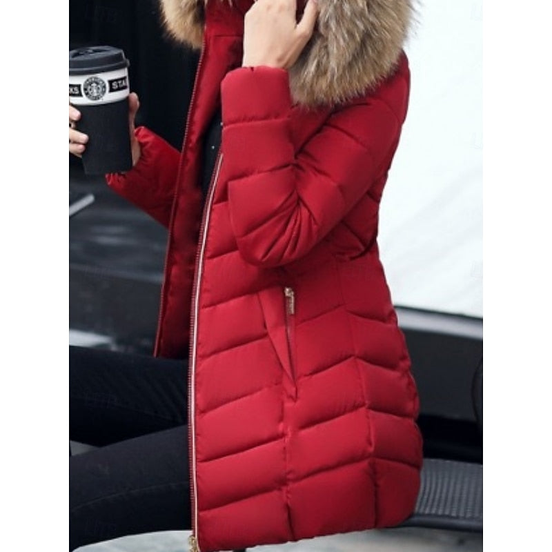 Parka matelassée pour femme avec capuche en fausse fourrure
